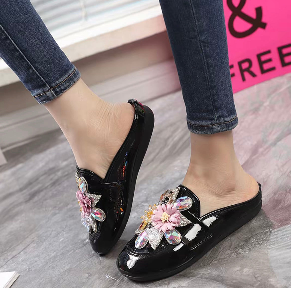 Rhinestone Flower Sandals