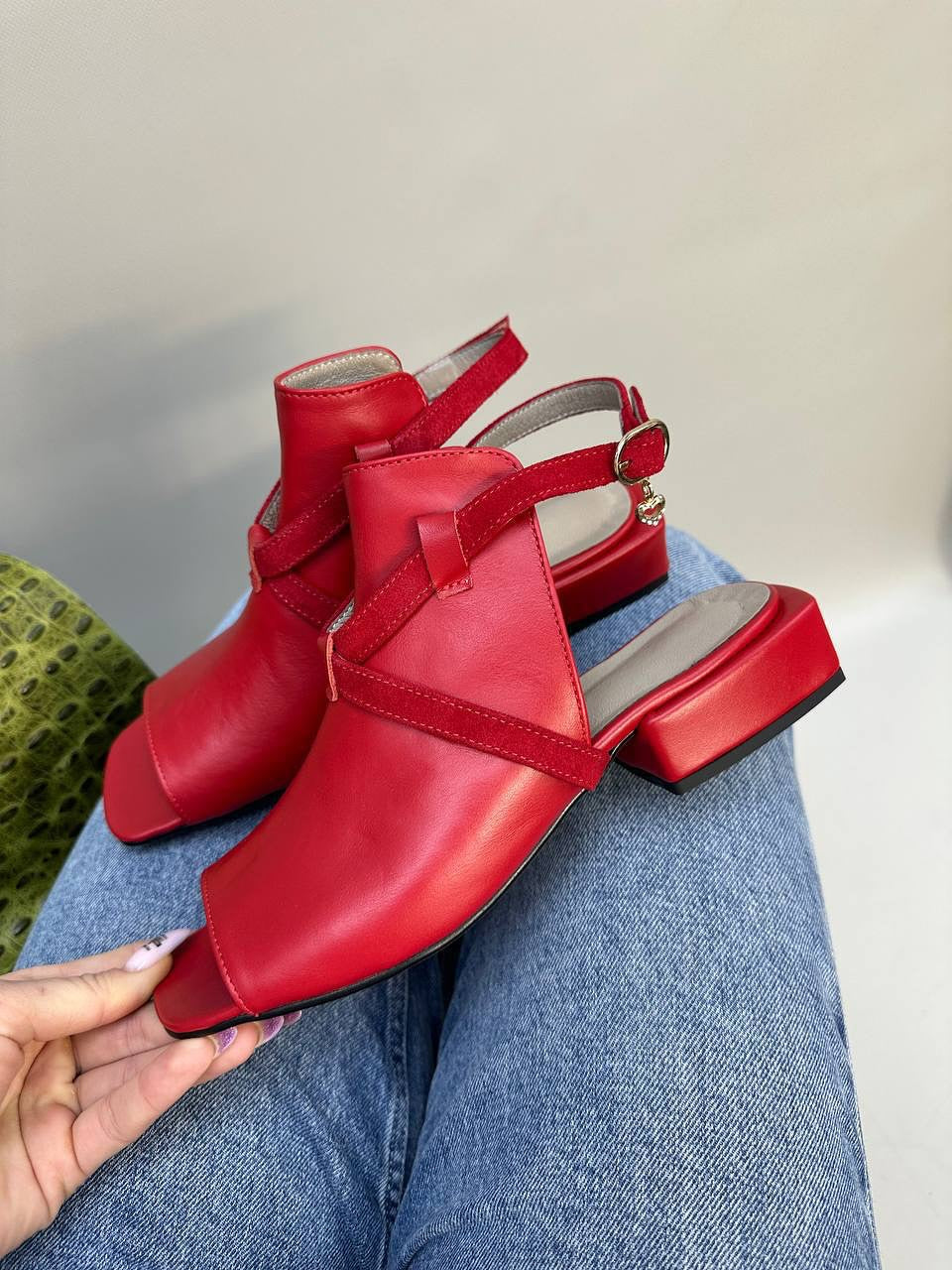 Soft Leather Comfortable Sandals