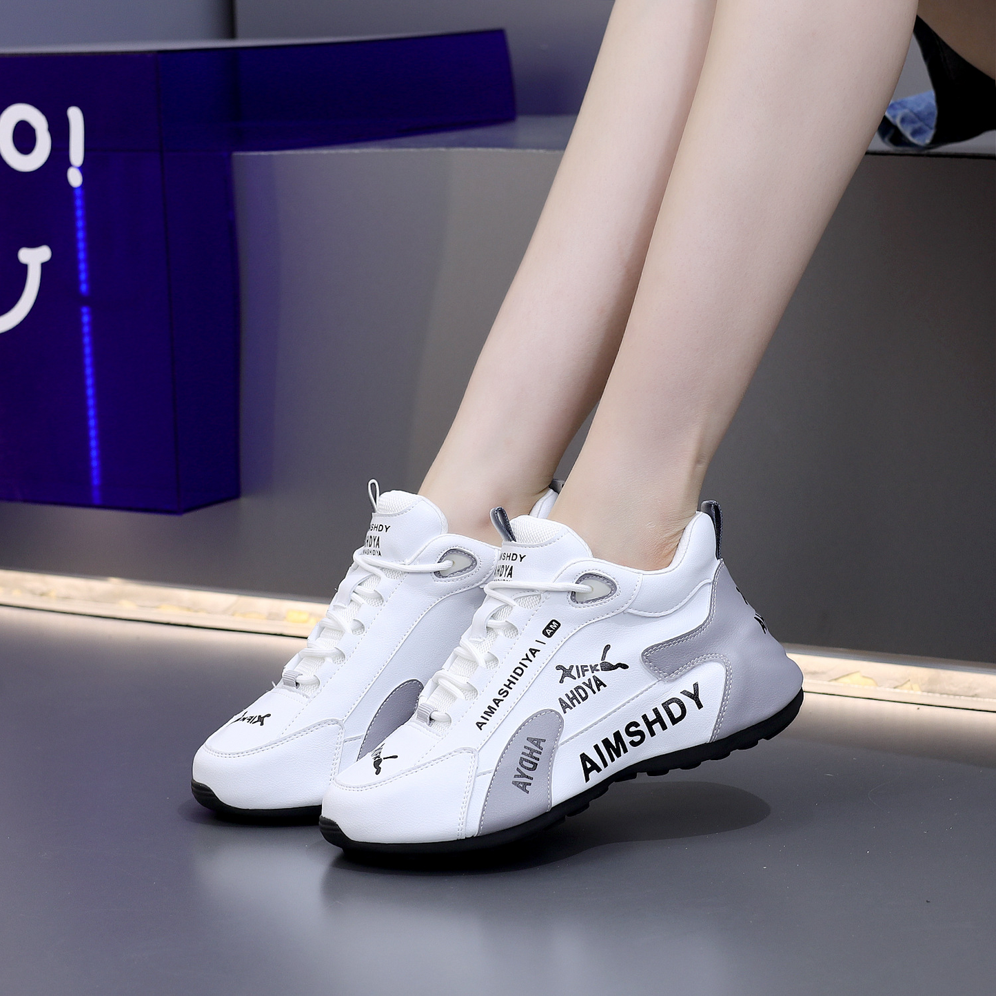 Super Comfortable Breathable Sneakers