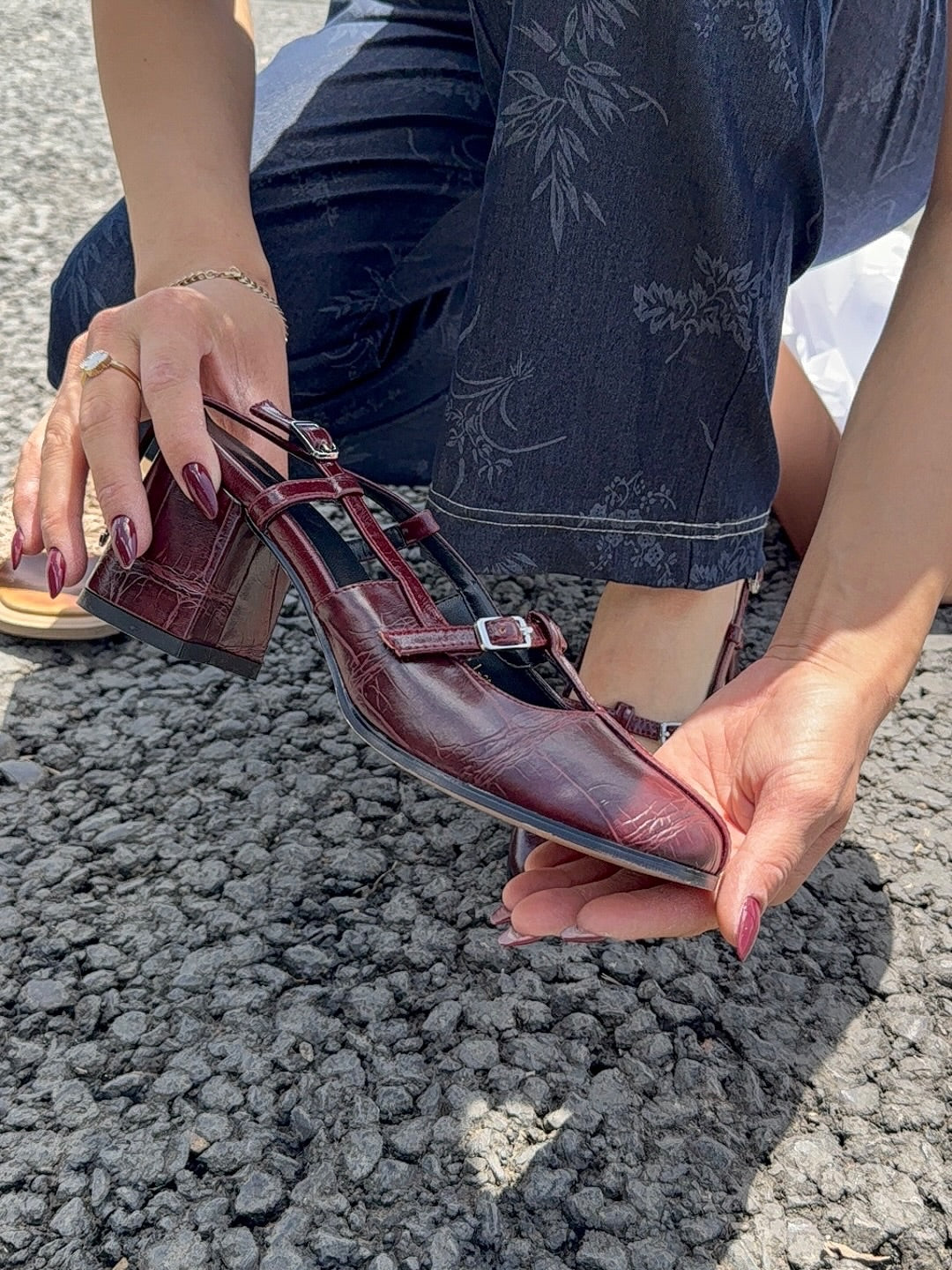 Elegant Chunky Heel Sandals