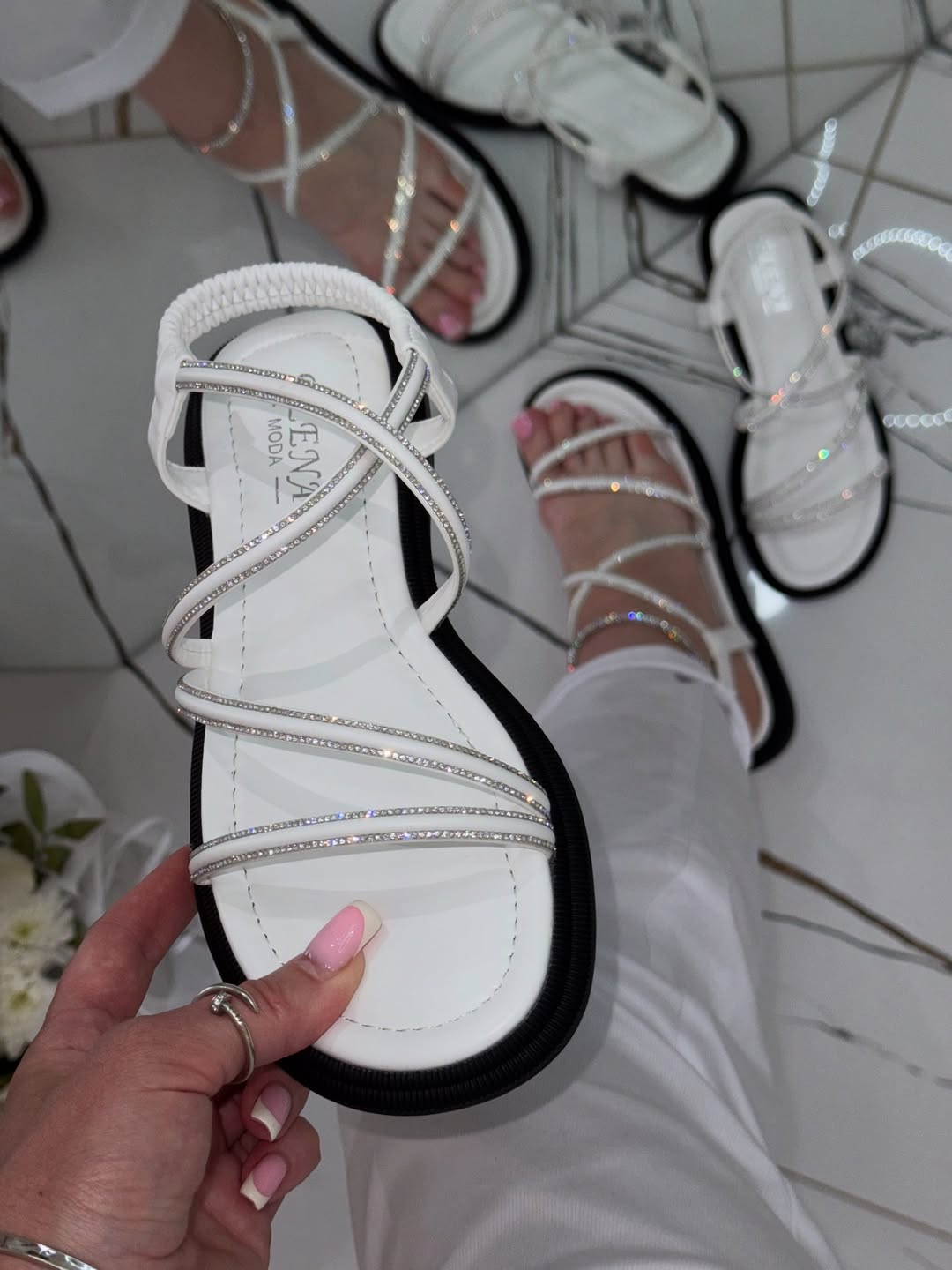 Sparkling Rhinestone Flat Sandals