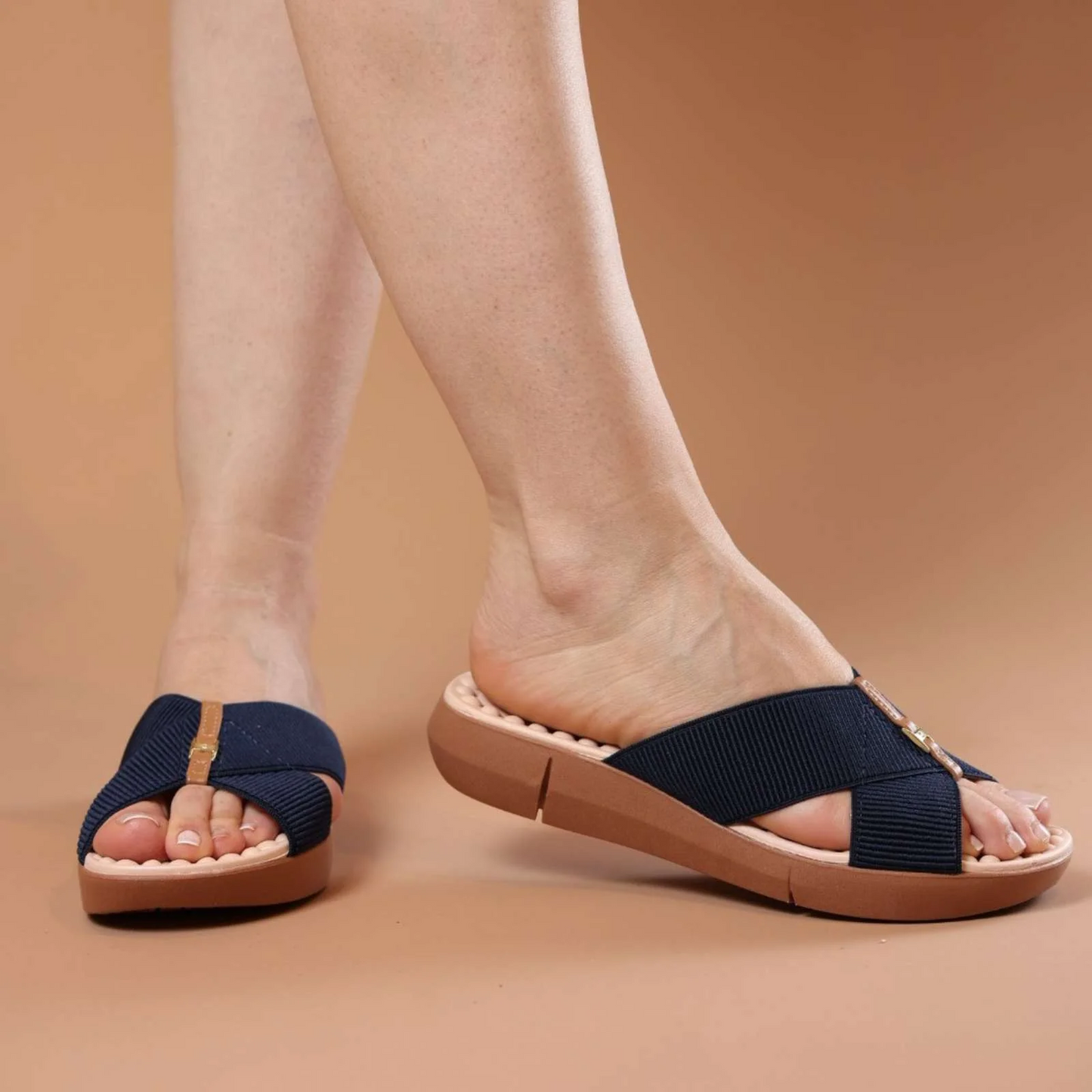 Women's X-Shaped Massaging Slippers