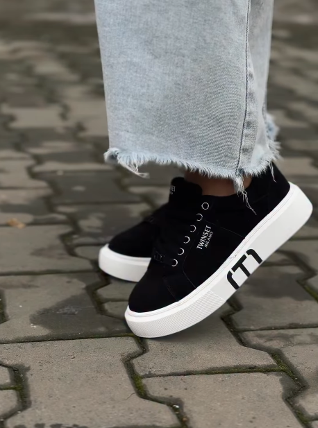 Casual & Comfortable Women Shoes
