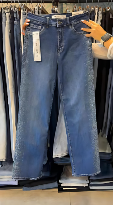 Sparkling Rhinestone High-Stretch Jeans
