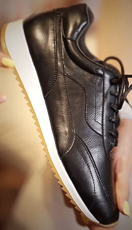 Women's Soft Leather Sneakers