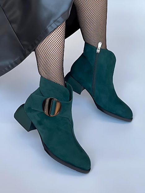Women's Low-Heel Winter Booties with Plush Lining