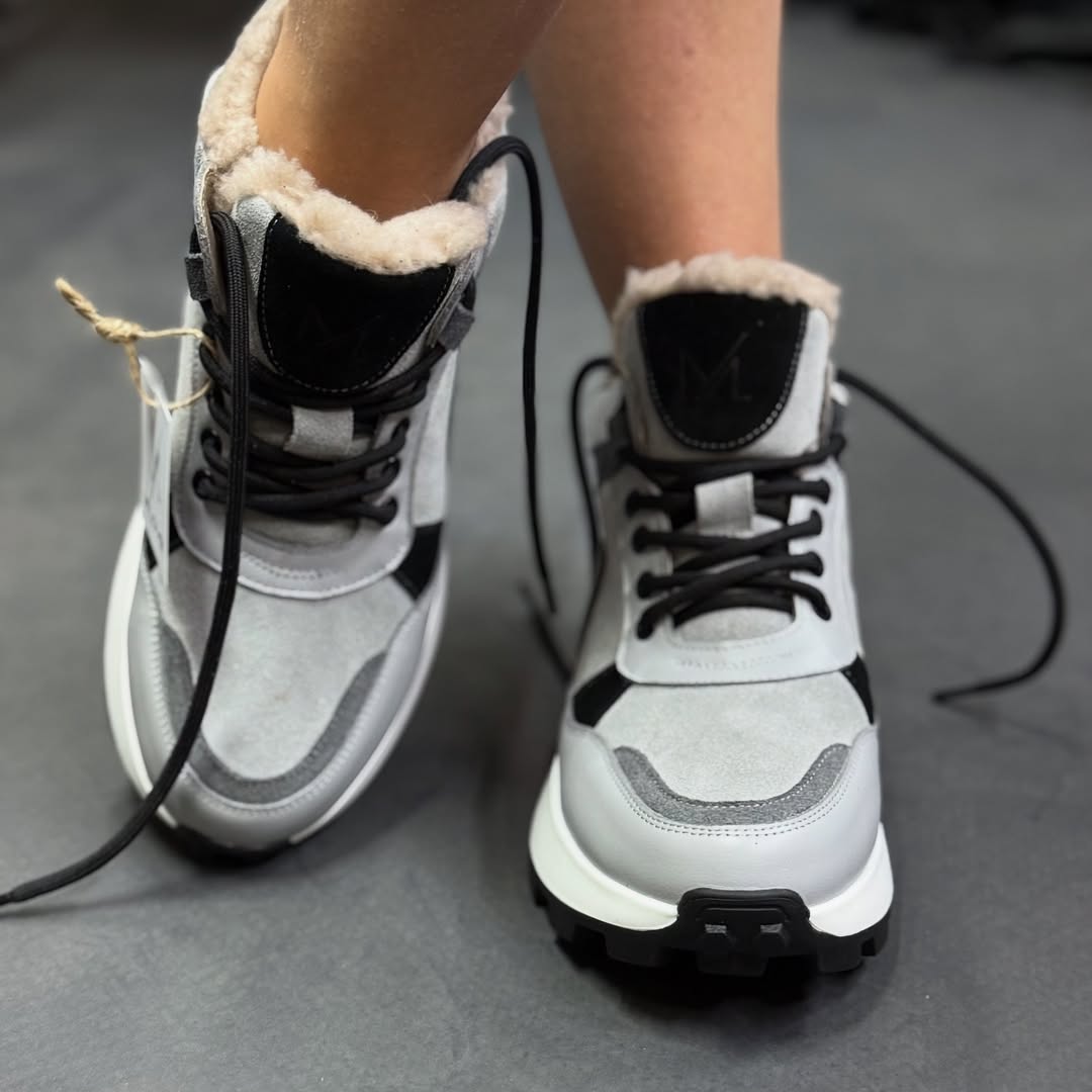 Women's Fleece-Lined Comfort Sneakers