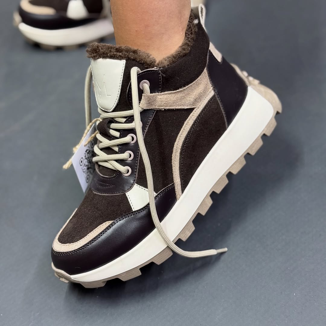 Women's Fleece-Lined Comfort Sneakers