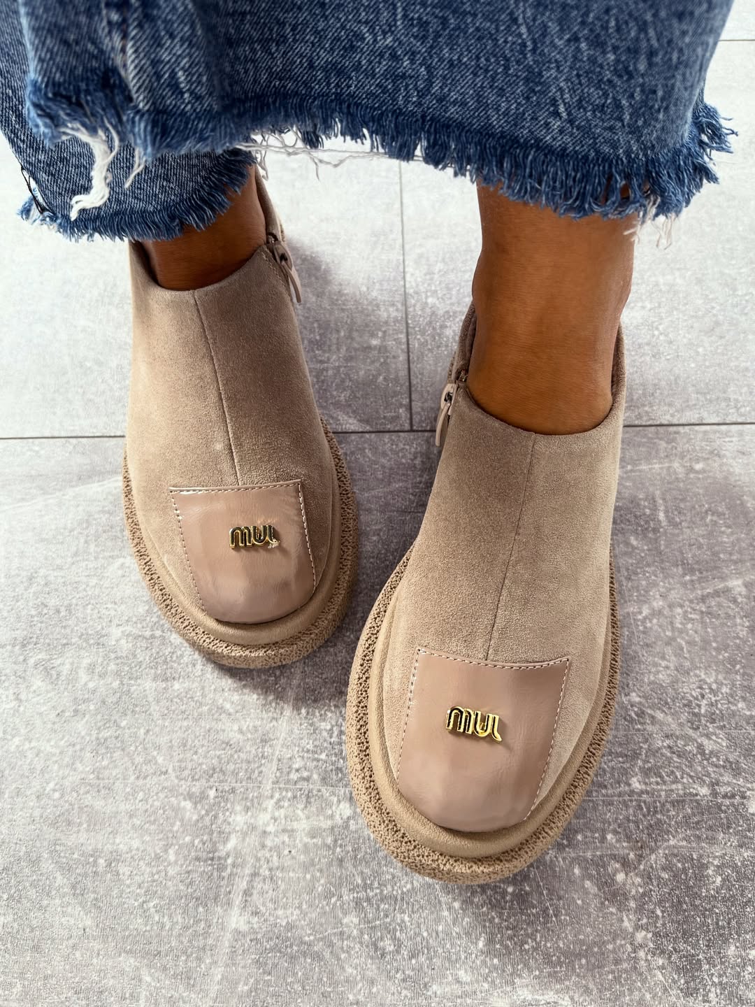 Women's Suede Zip-Up Slip-On Shoes