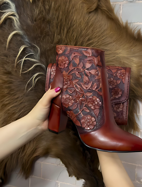Women's 3D Carved Pattern High-Heeled Boots