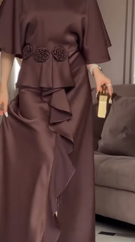 Silky 3D Flower Skirt Suit