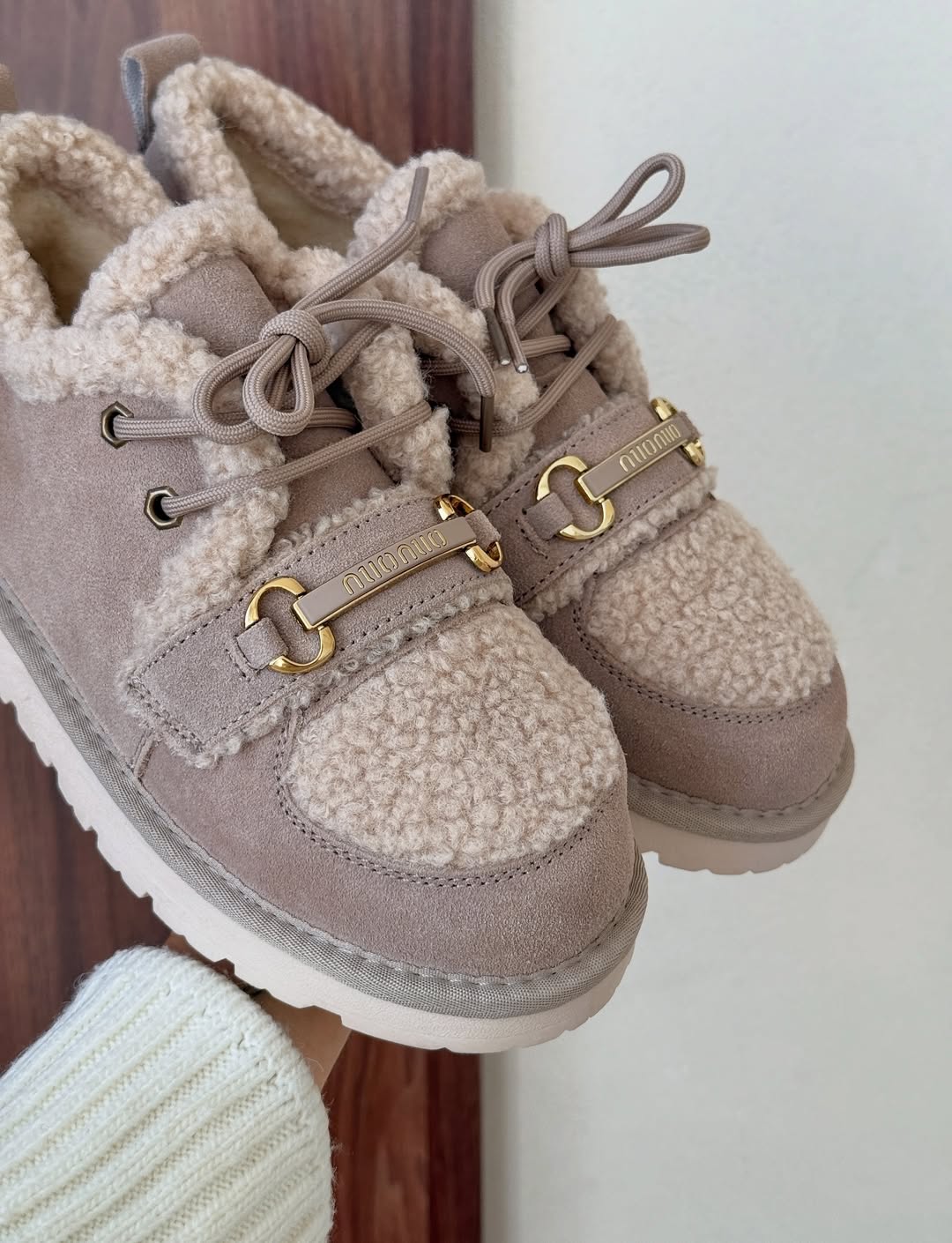 Women's warm and comfortable shoes