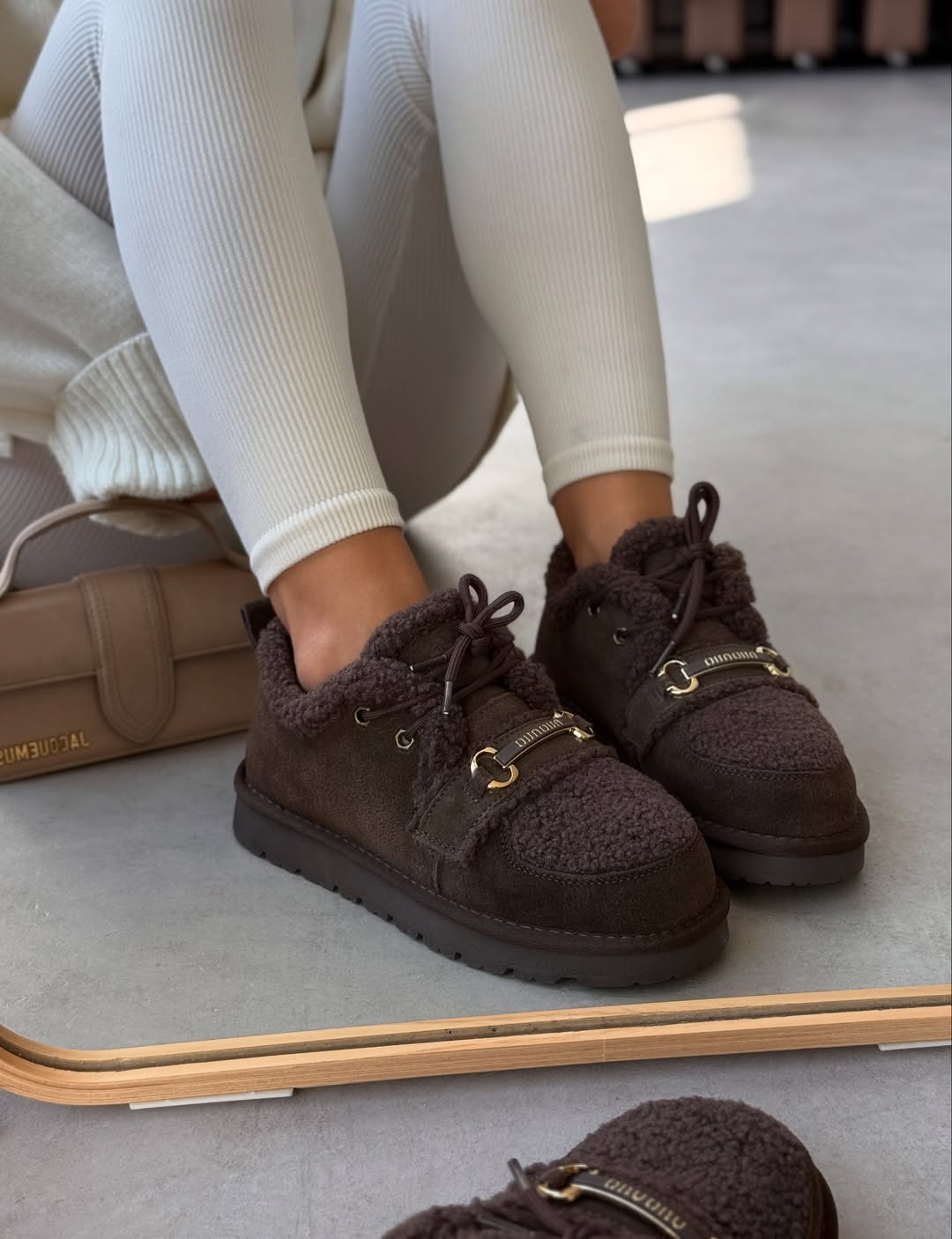 Women's warm and comfortable shoes