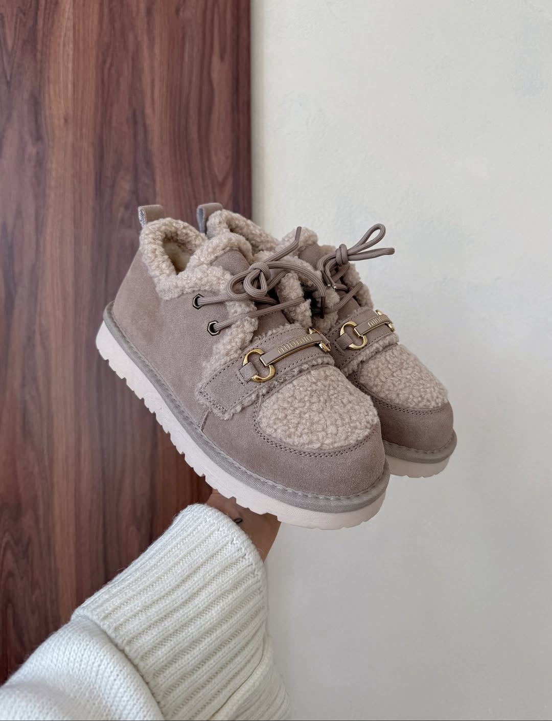 Women's warm and comfortable shoes