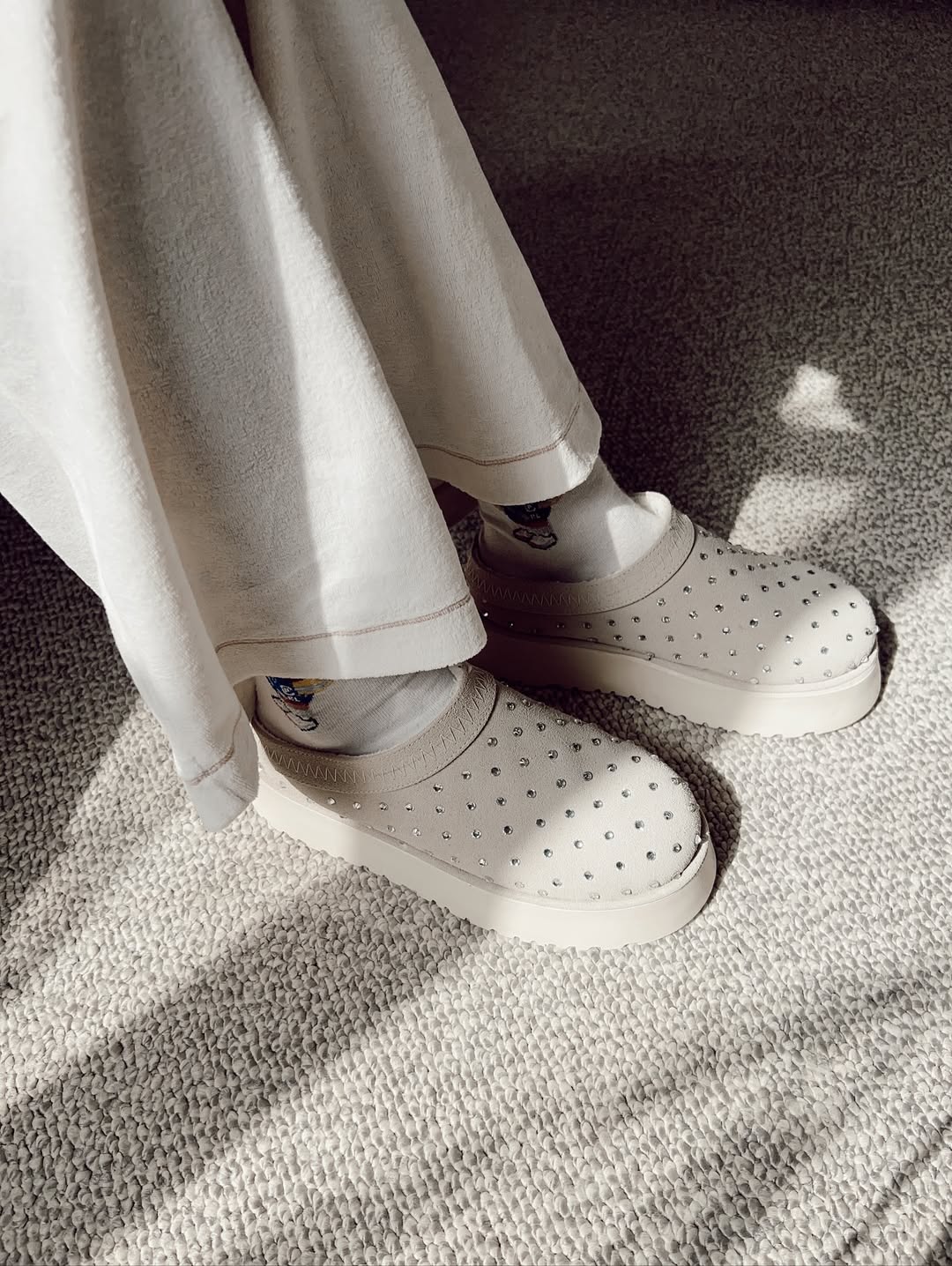 Rhinestone comfortable fleece slip-on women shoes