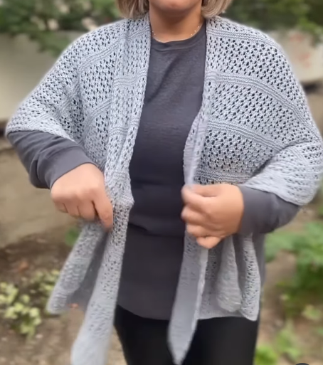 Women's hand-knitted shawl