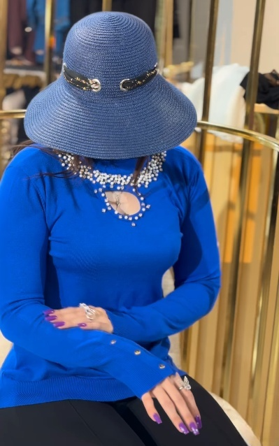 Pearl Hollow Sexy Sweater