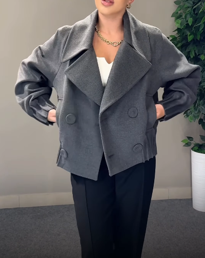 Women's short woolen coat