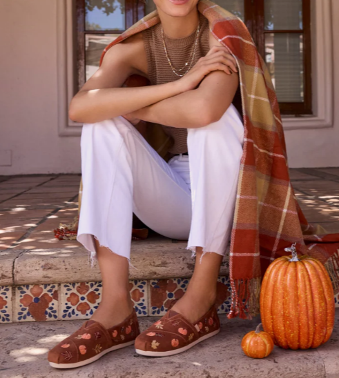 Women's Pumpkin Embroidered Slip-On Flats