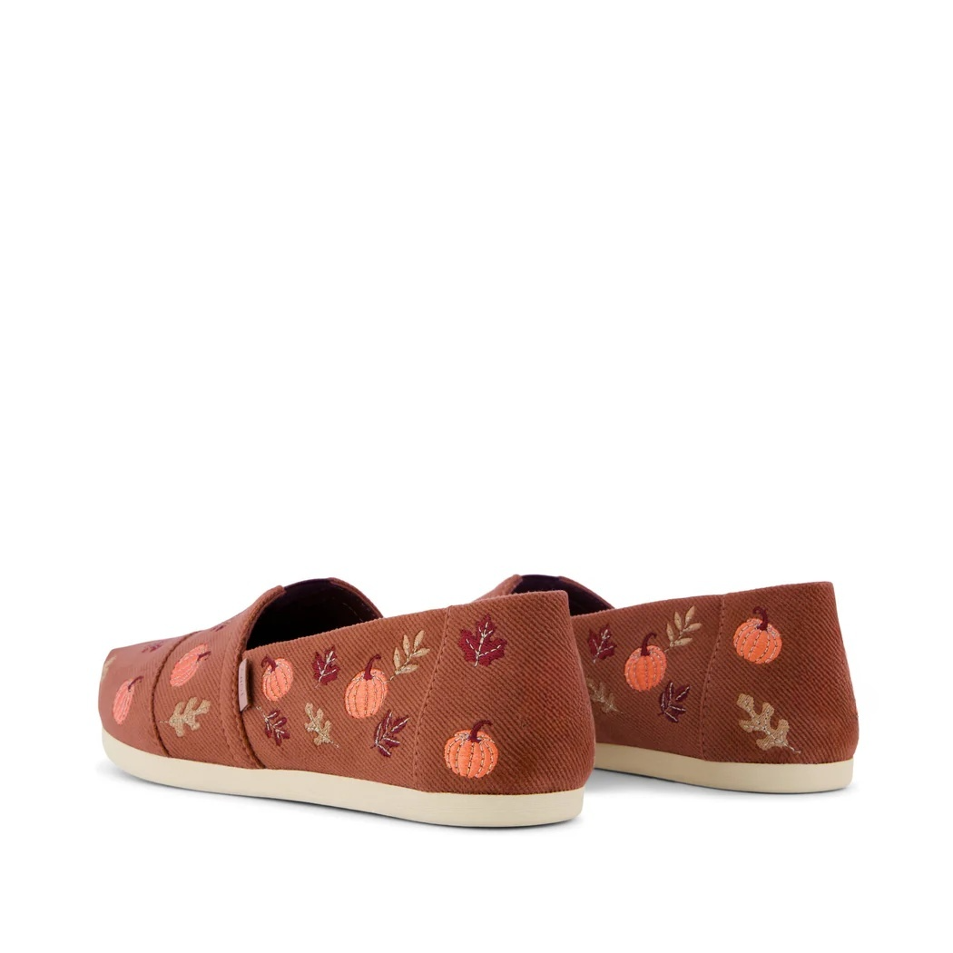 Women's Pumpkin Embroidered Slip-On Flats