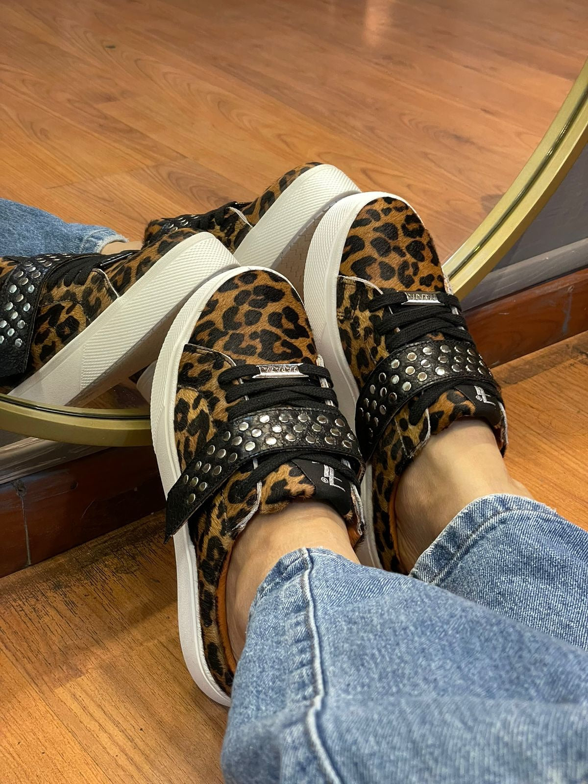 Women Leopard print casual slip-on shoes
