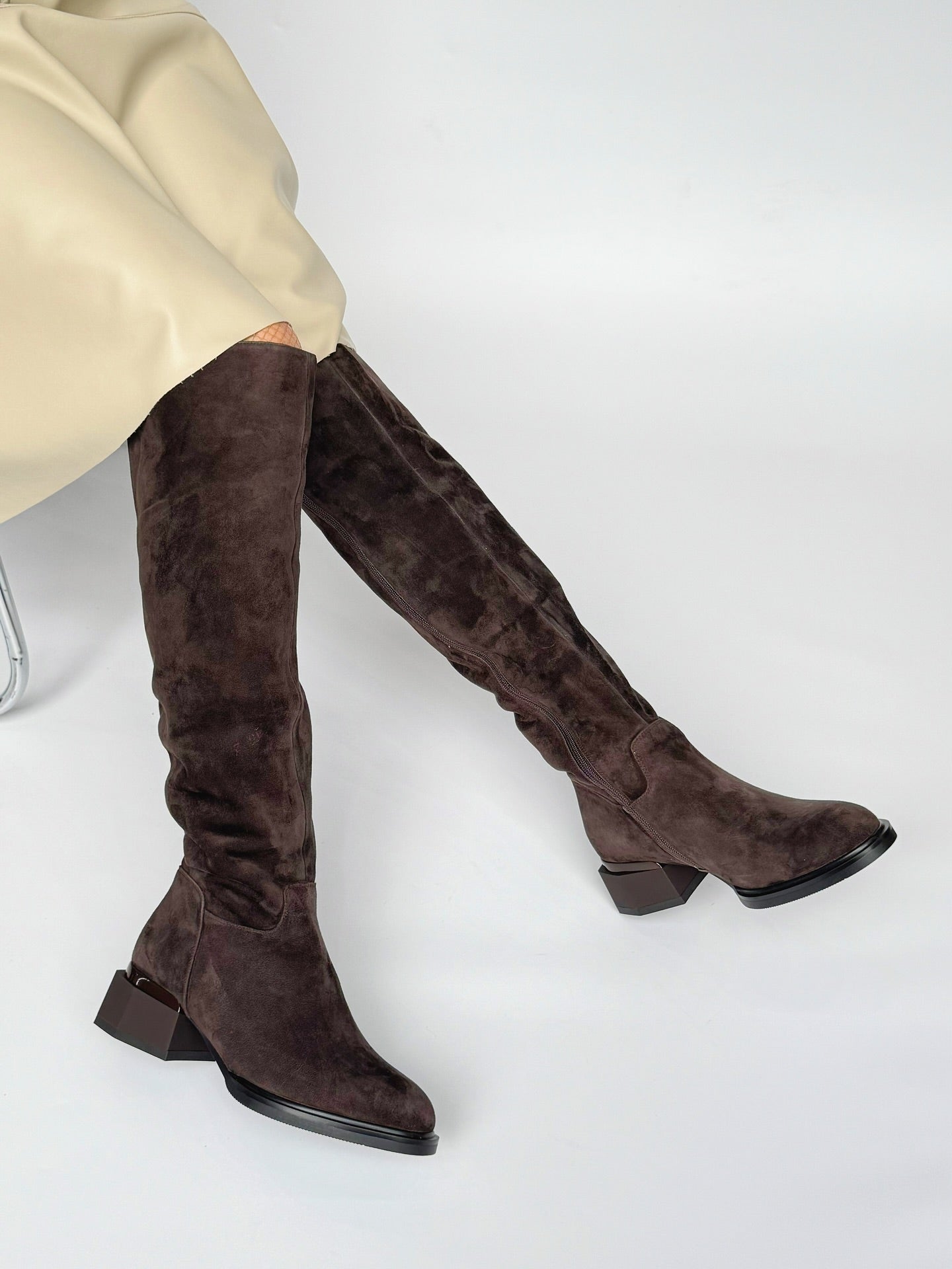 Women's Suede Boots with Plush Lining
