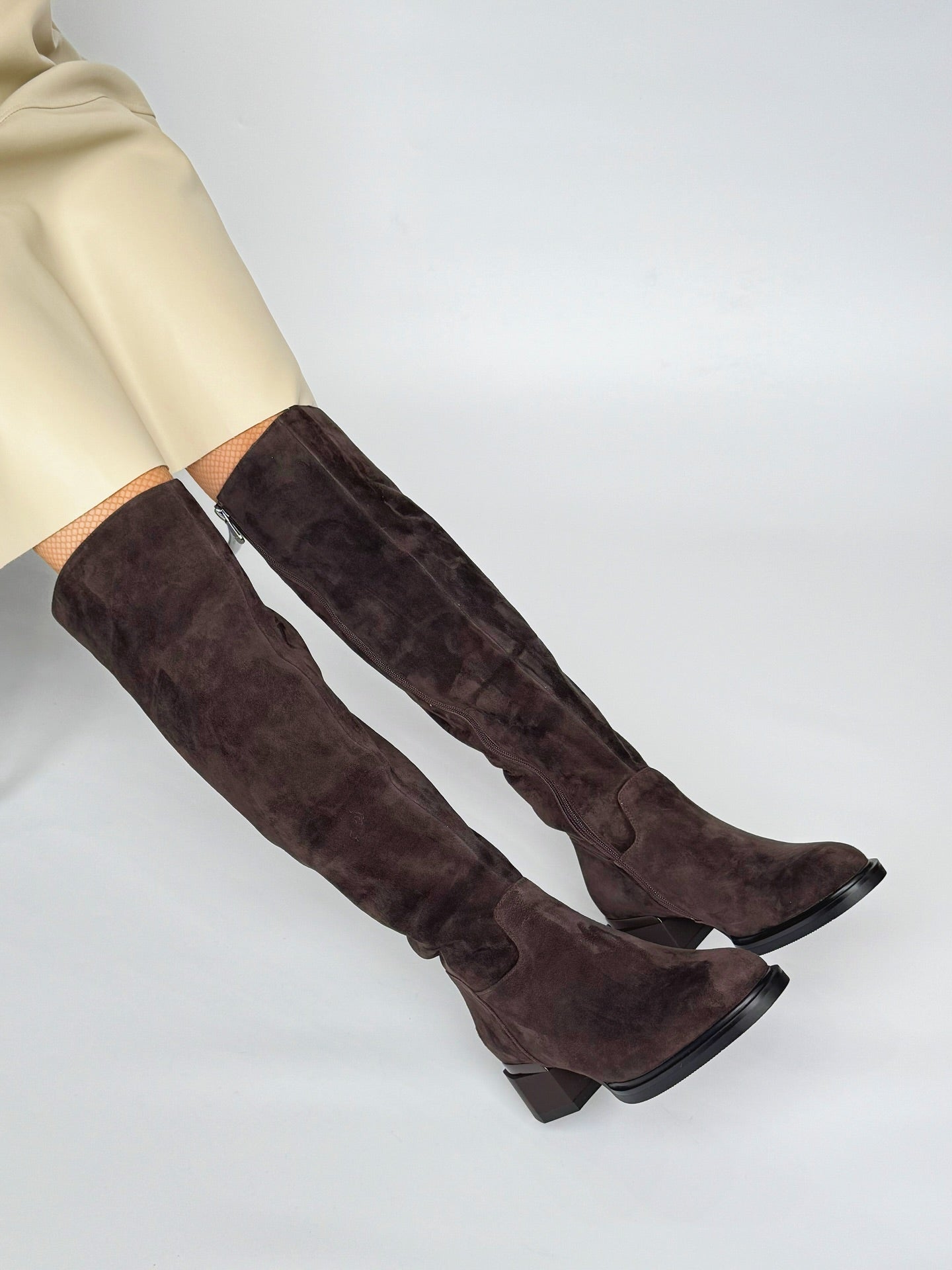 Women's Suede Boots with Plush Lining