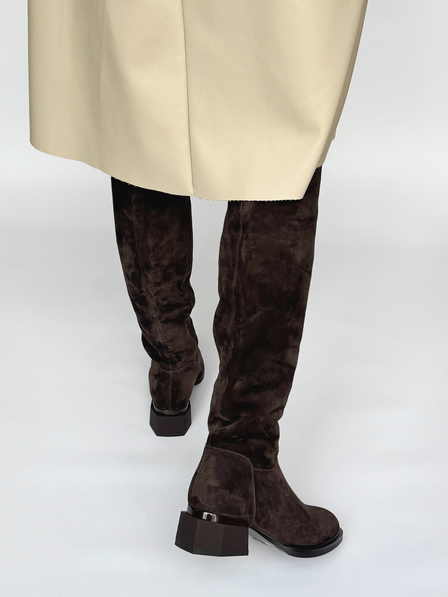Women's Suede Boots with Plush Lining