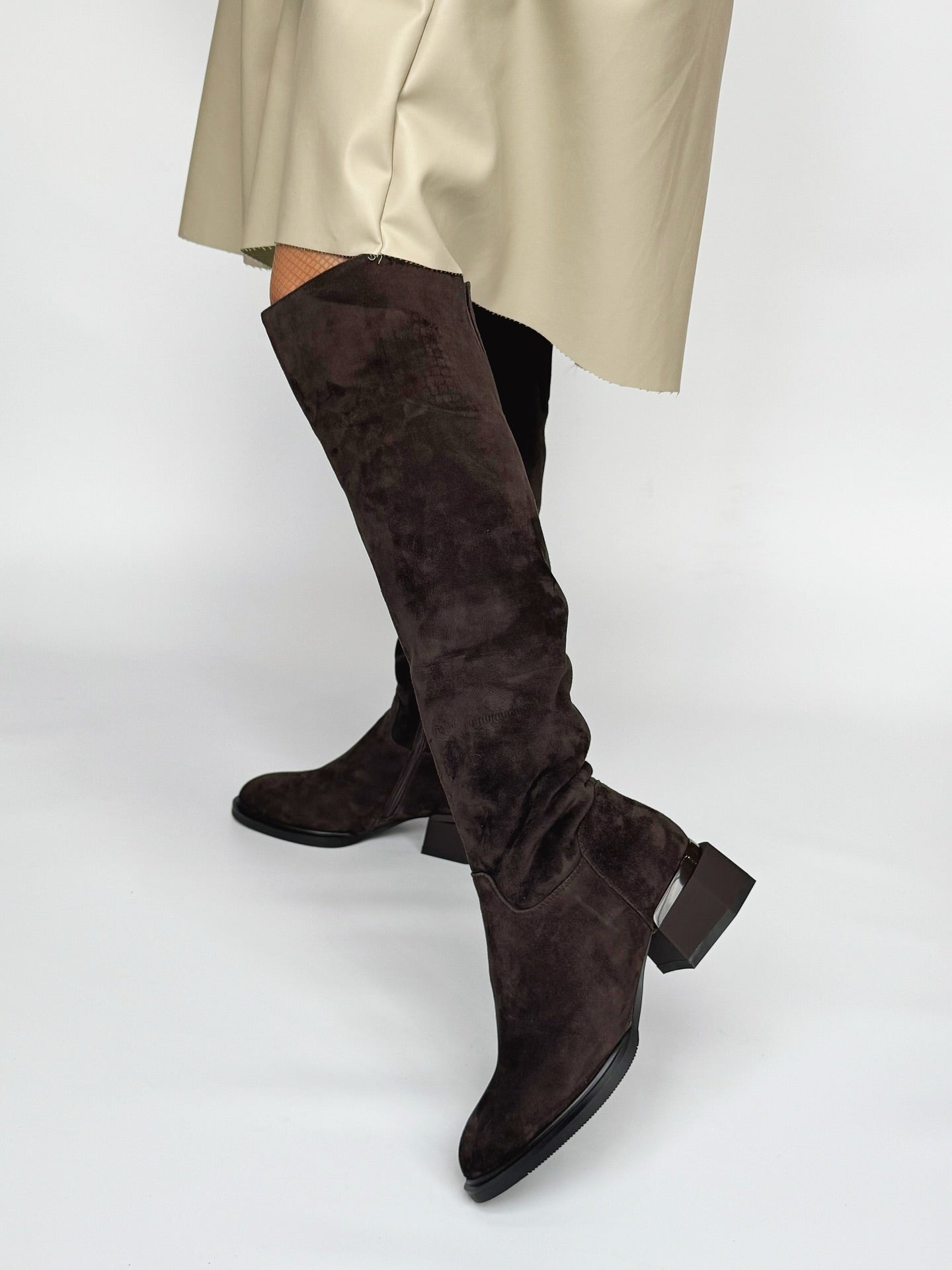 Women's Suede Boots with Plush Lining