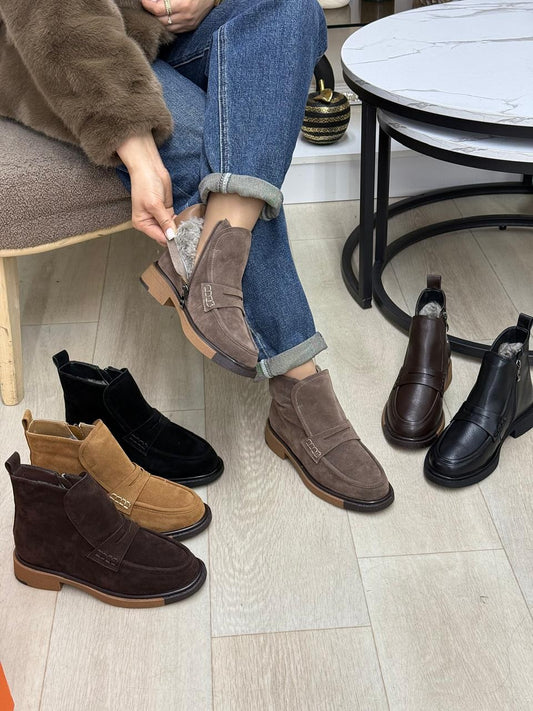 Women's suede zippered ankle boots