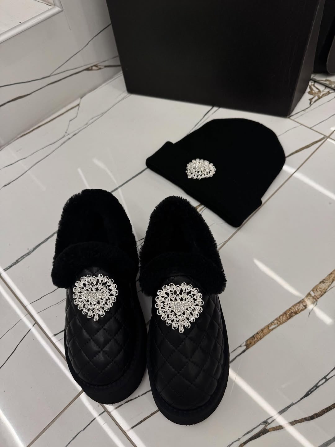 Black rhinestone fleece-lined warm shoes