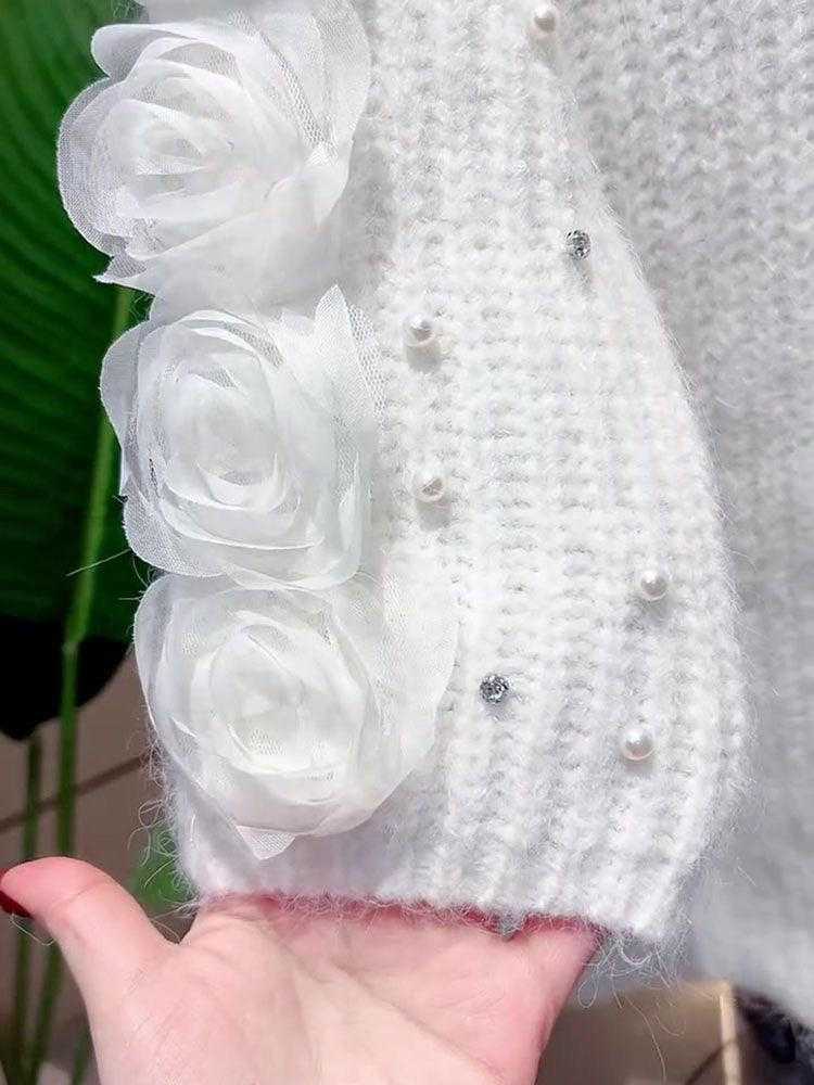 3D Floral Cozy & Comfortable Sweater