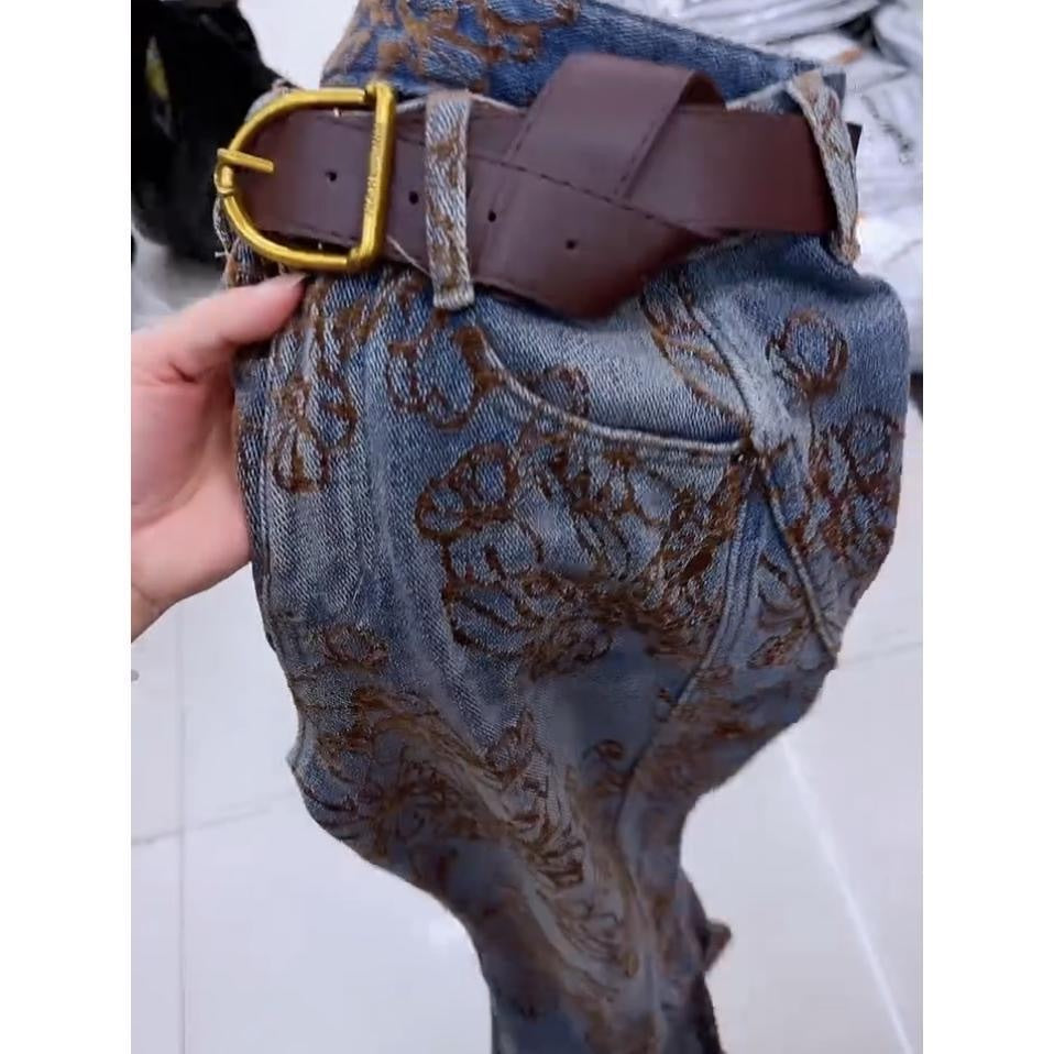 Printed loose-fitting comfortable jeans