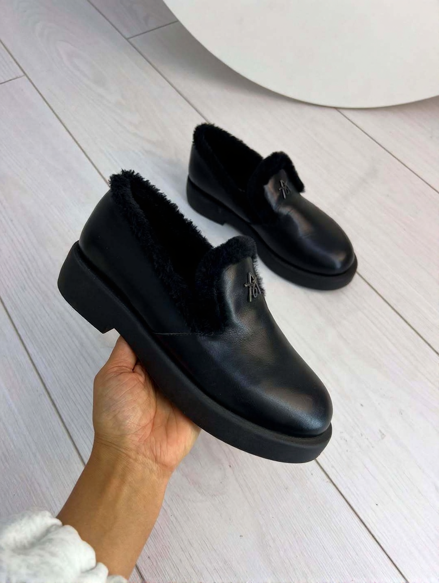 Women's Soft Leather Fleece-Lined Slip-On Winter Shoes