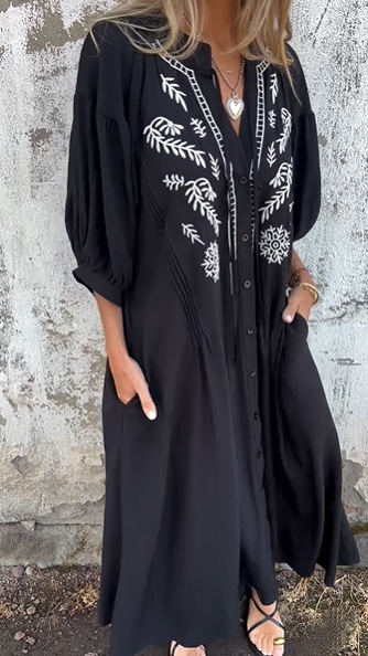 Embroidered Loose Pocket Dress